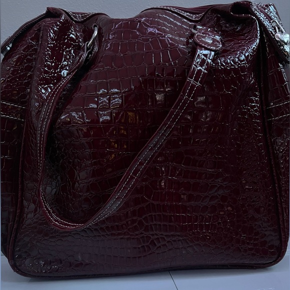 Kathy Van Zeeland burgundy Purse - Picture 3 of 4